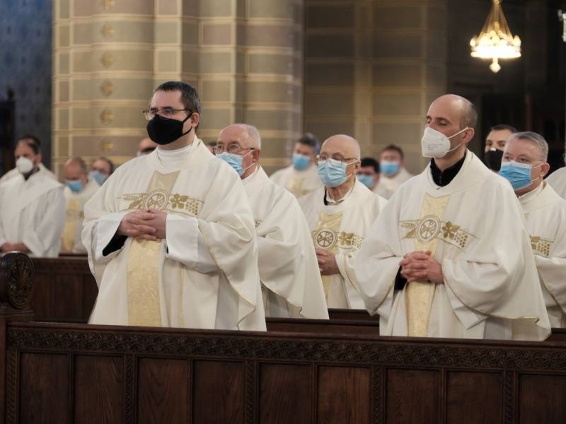 Krizmaszentelés (29).JPG